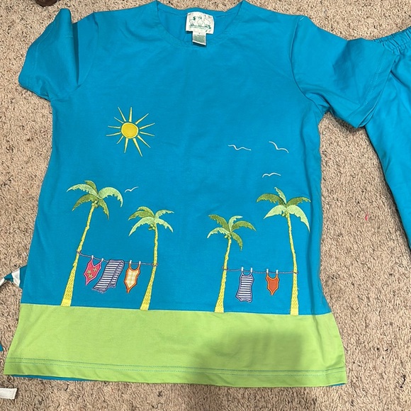 2 piece set Quacker Factory. - Picture 1 of 3